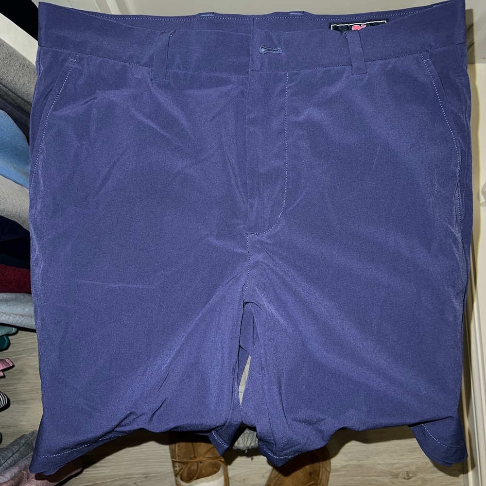 Vineyard Vines shorts 32 gently used
